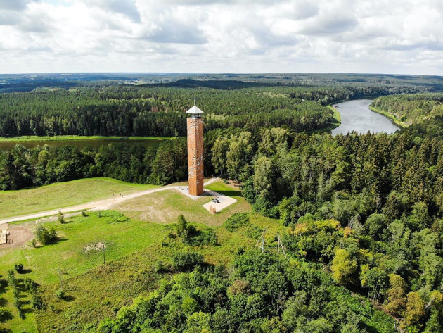 Telekomunikacijų bokštų ir stiebų, apžvalgos bokštų, elektros perdavimo linijų ir kitų statinių projektavimas ir statyba