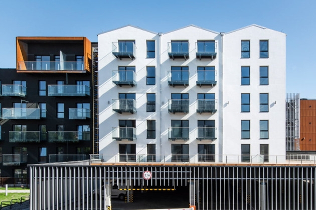 VAP Glass stiklo konstrukcijos Karaliaus Mindaugo apartamentuose, Pieno centro kvartale