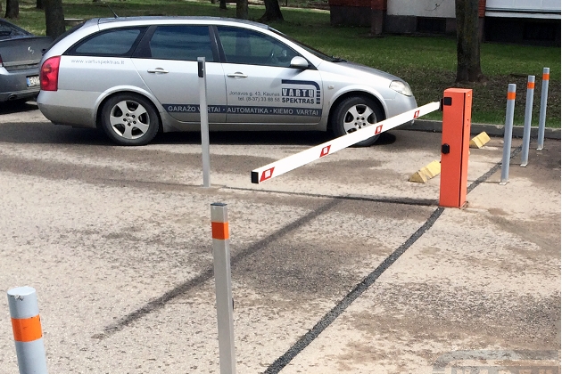 Kelio užtvarai ir parkavimo vietos užtvarai