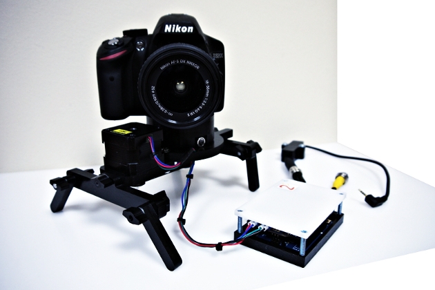 Universalus automatizuotas įvairių foto-filmavimo kamerų rotatorius D-CamR V1.0