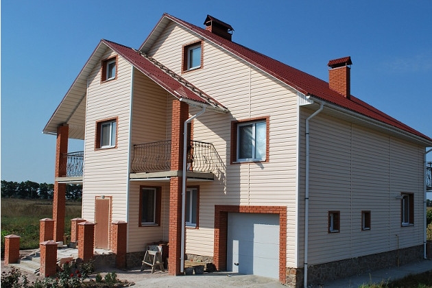 Fasado apkala (saidingas) Alta-Siding gyvenamųjų, administracinių ir ūkinių pastatų apdailai