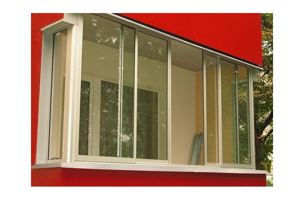 DAILANGA, UAB - plastikiniai langai, šarvuotos vidaus ir lauko durys, sekciniai garažo vartai, balkonų stiklinimas