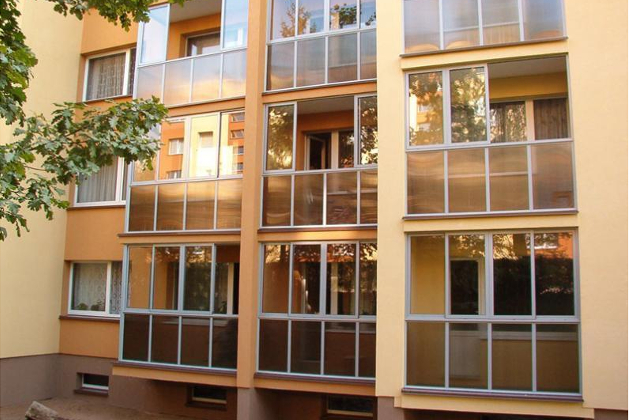 BALKONIJA, UAB - slidors.lt balkonų sistemos, balkonų stiklinimas plastikiniais stumdomais langais